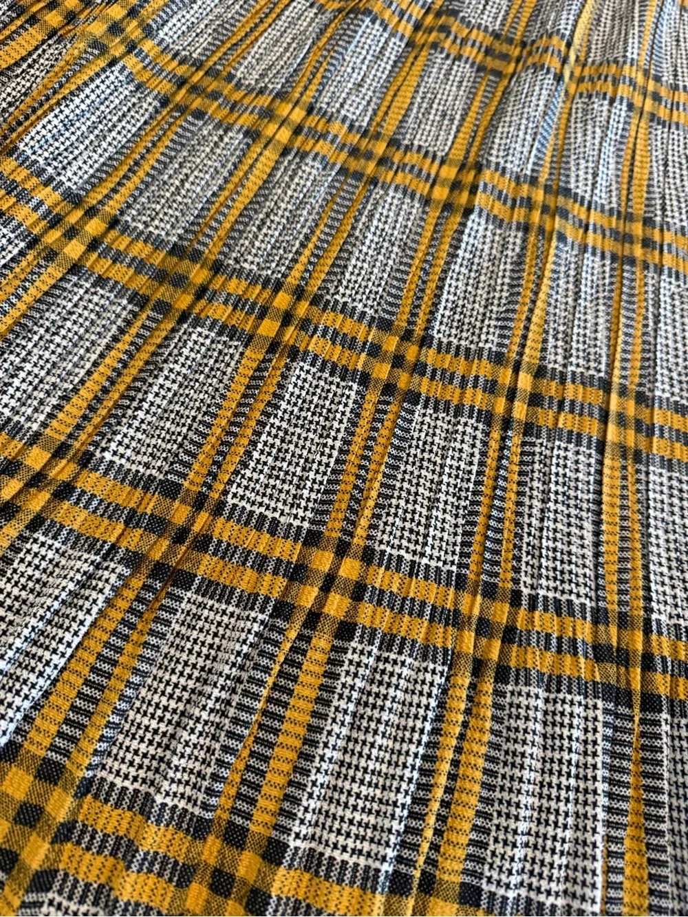 Metro Wear Pleated Plaid Skater Skirt in Mustard and Gray XL
